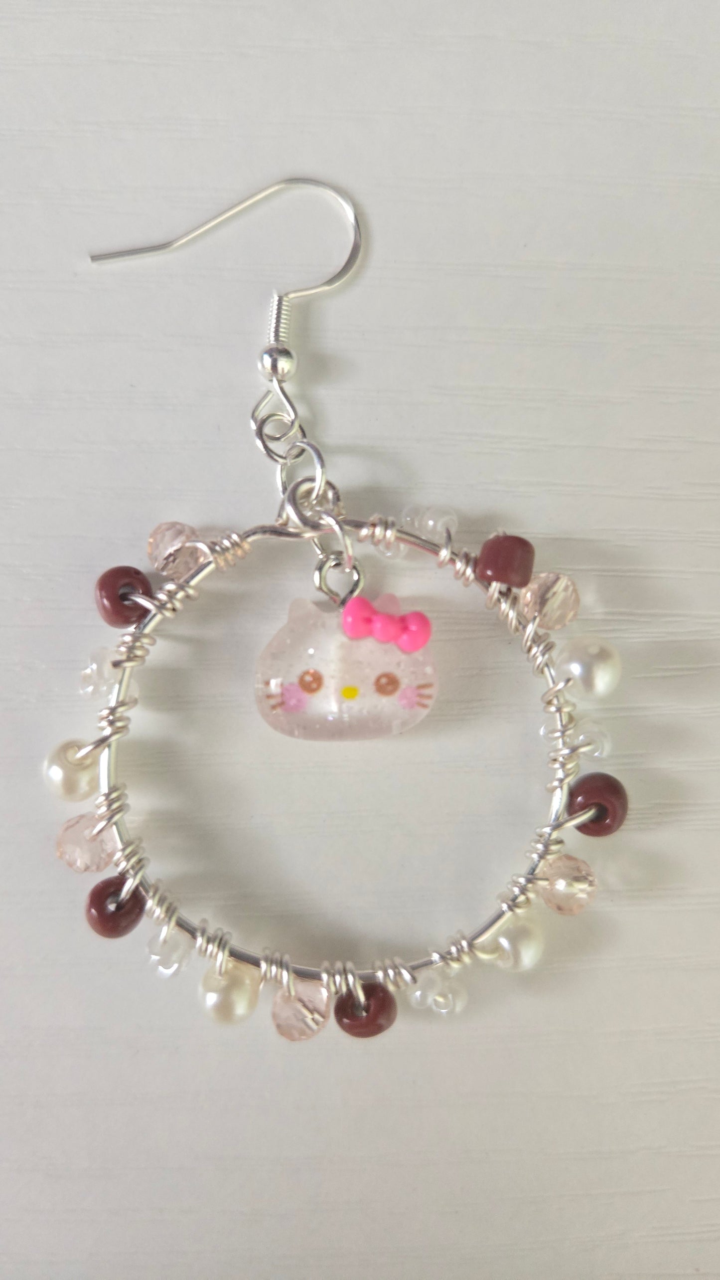 Hello Kitty Small Wire-wrapped Earrings