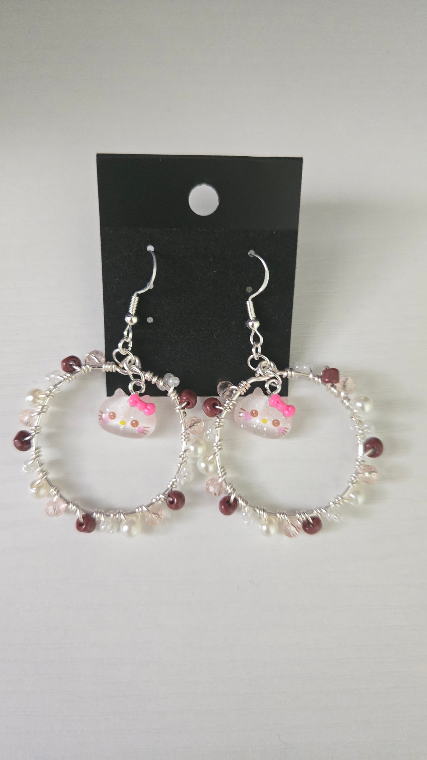 Hello Kitty Small Wire-wrapped Earrings