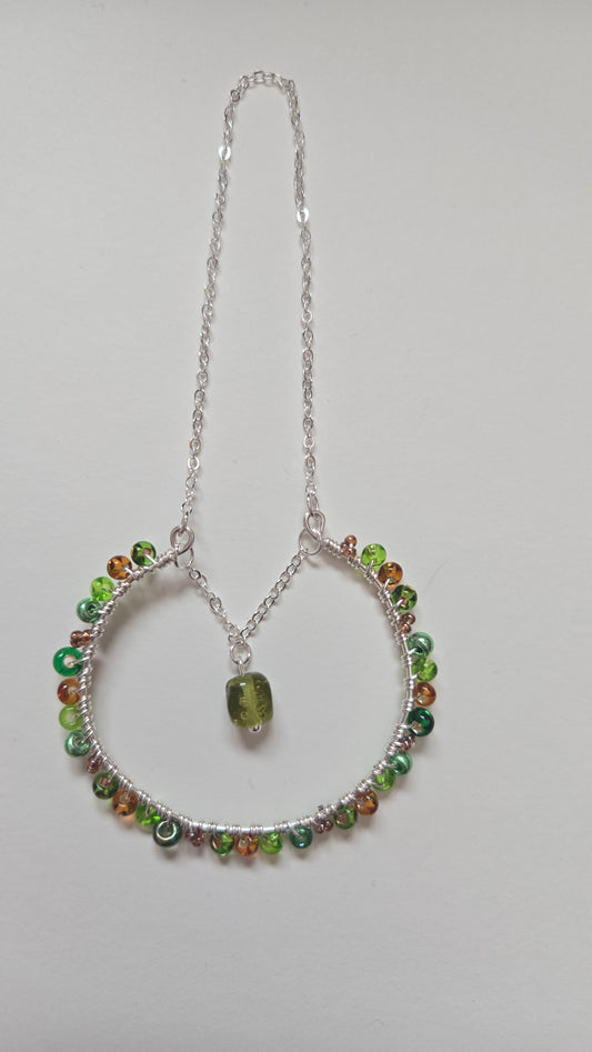 Green Mossycore Wire-wrapped Decor Piece