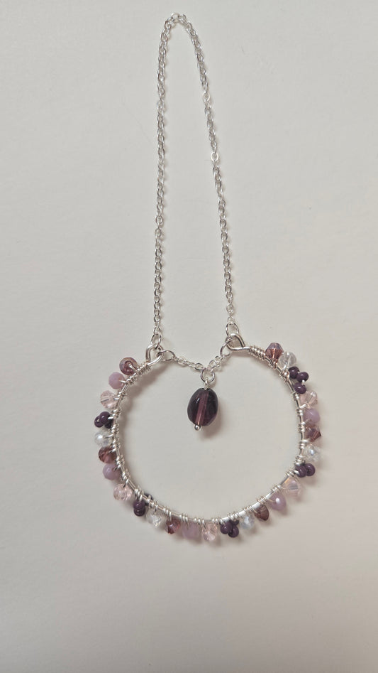 Mauve Wire-wrapped Decor Piece