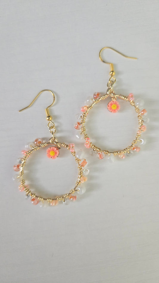 Peach Daisy Small Wire-wrapped Earrings